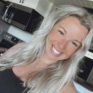 Meet your Posher, Kelsie